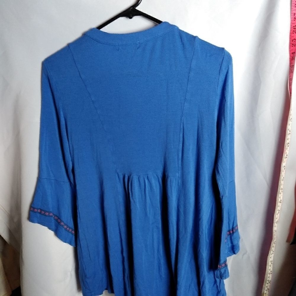 One World tunic  - Picture 2 of 8